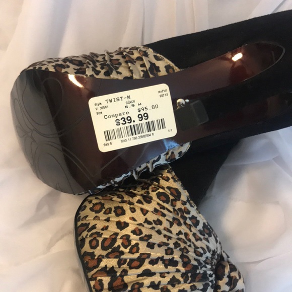Dereon high heels! 8.5 Never worn! - Picture 3 of 7